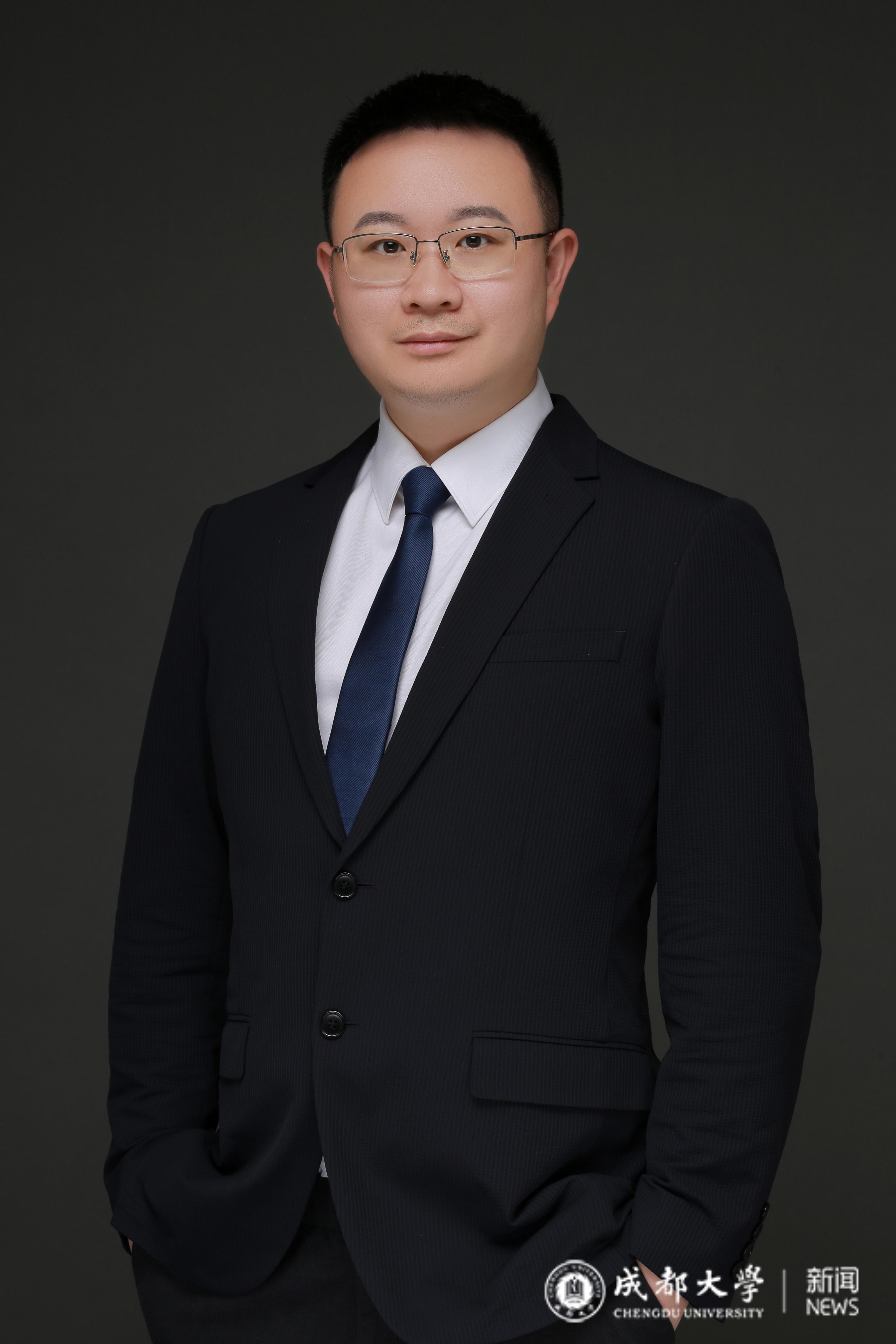 欧阳老师.JPG