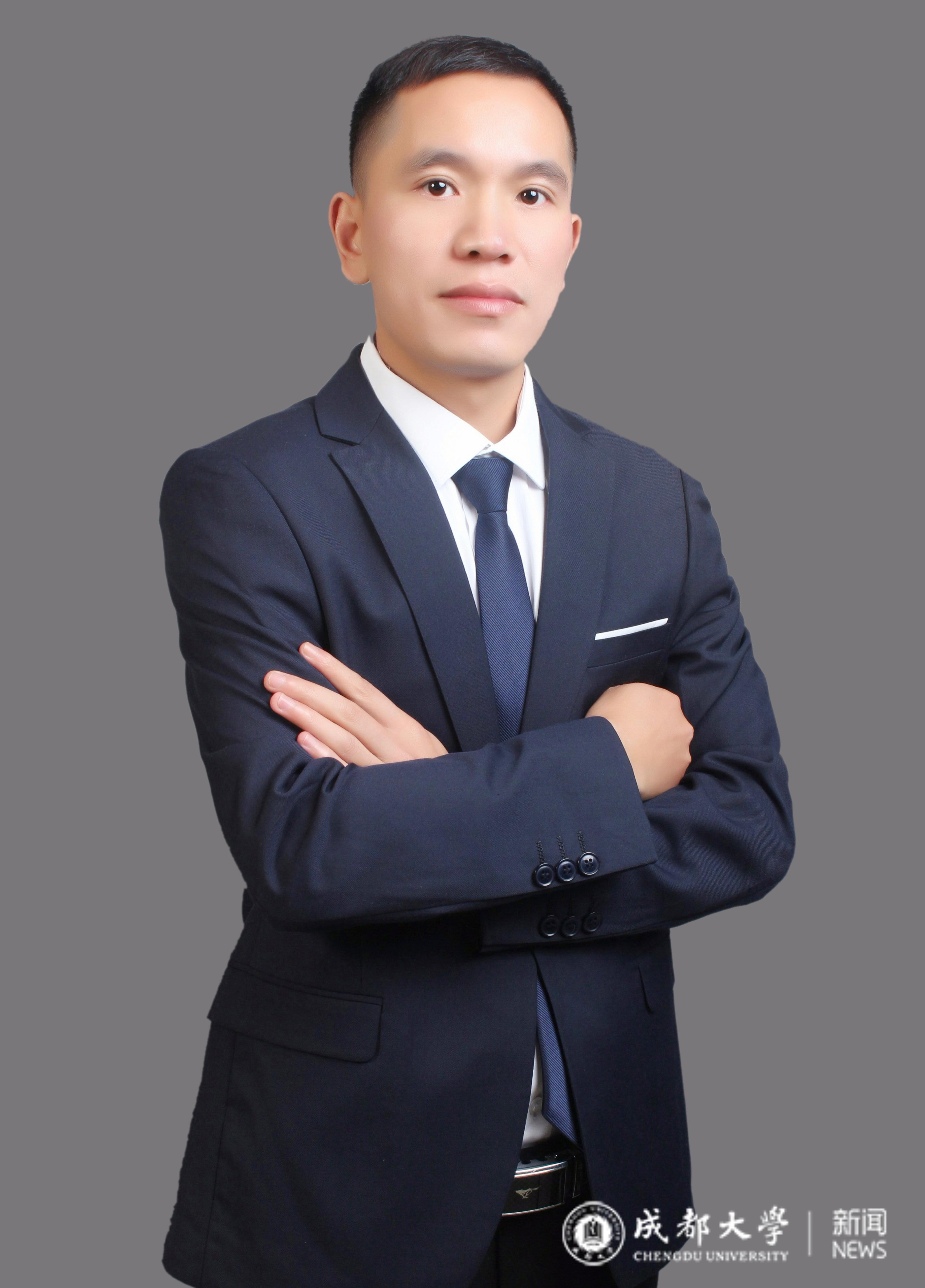 王小炼